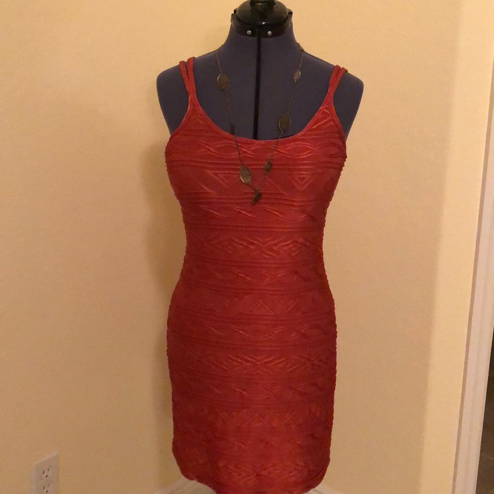 Newport News stretch raised patterned dress.